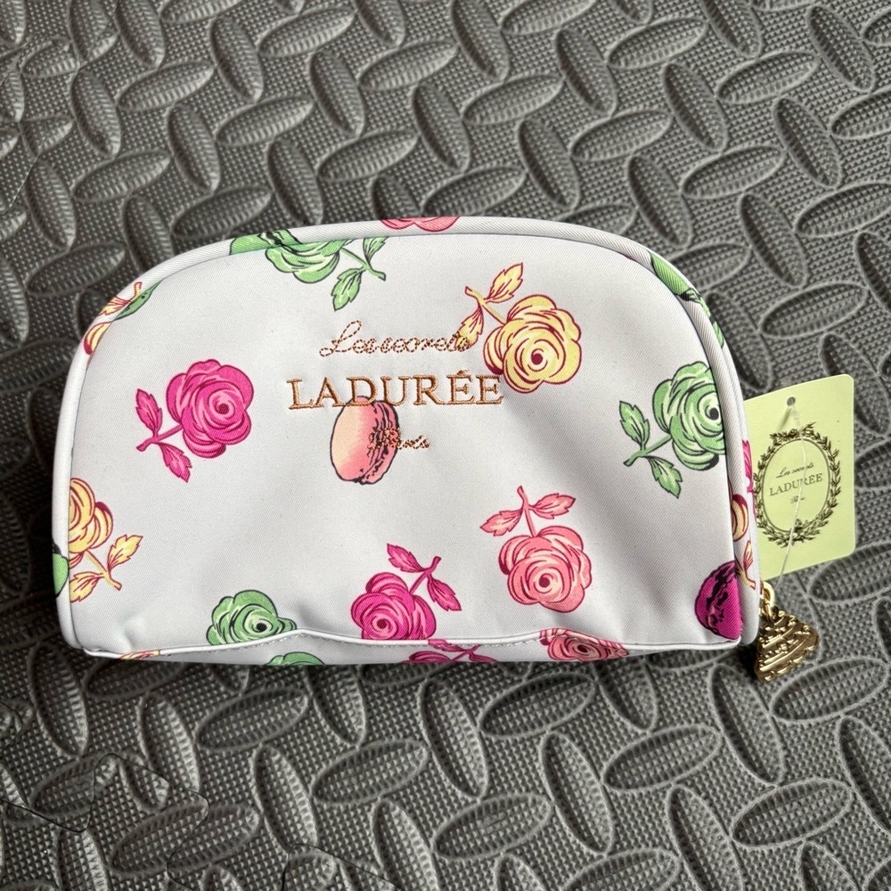 NWT Ladurée Paris Macarons and Roses Makeup Cosmetic Pouch Bag (Les Secrets)